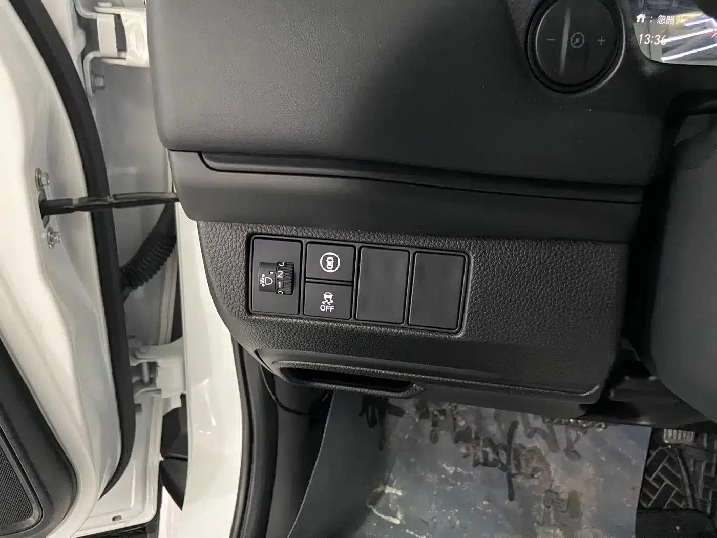 Vezel 2023 1.5L CVT Tech Edition — миниатюра 17