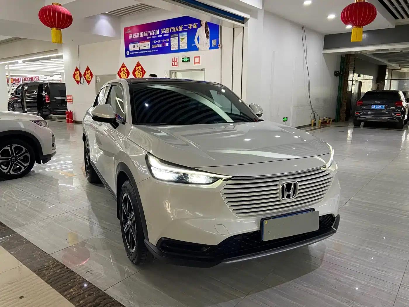 Vezel 2023 1.5L CVT Tech Edition — миниатюра 3