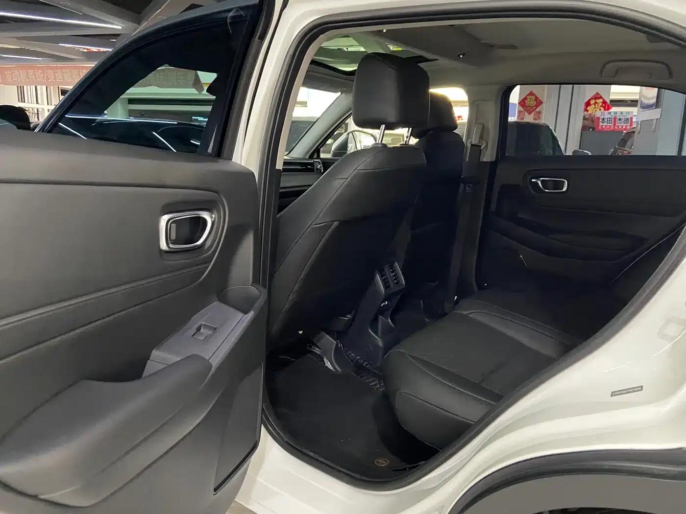 Vezel 2023 1.5L CVT Tech Edition — миниатюра 8