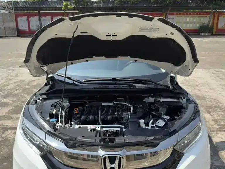 Vezel 2020 1.5L CVT Luxury Edition — миниатюра 21