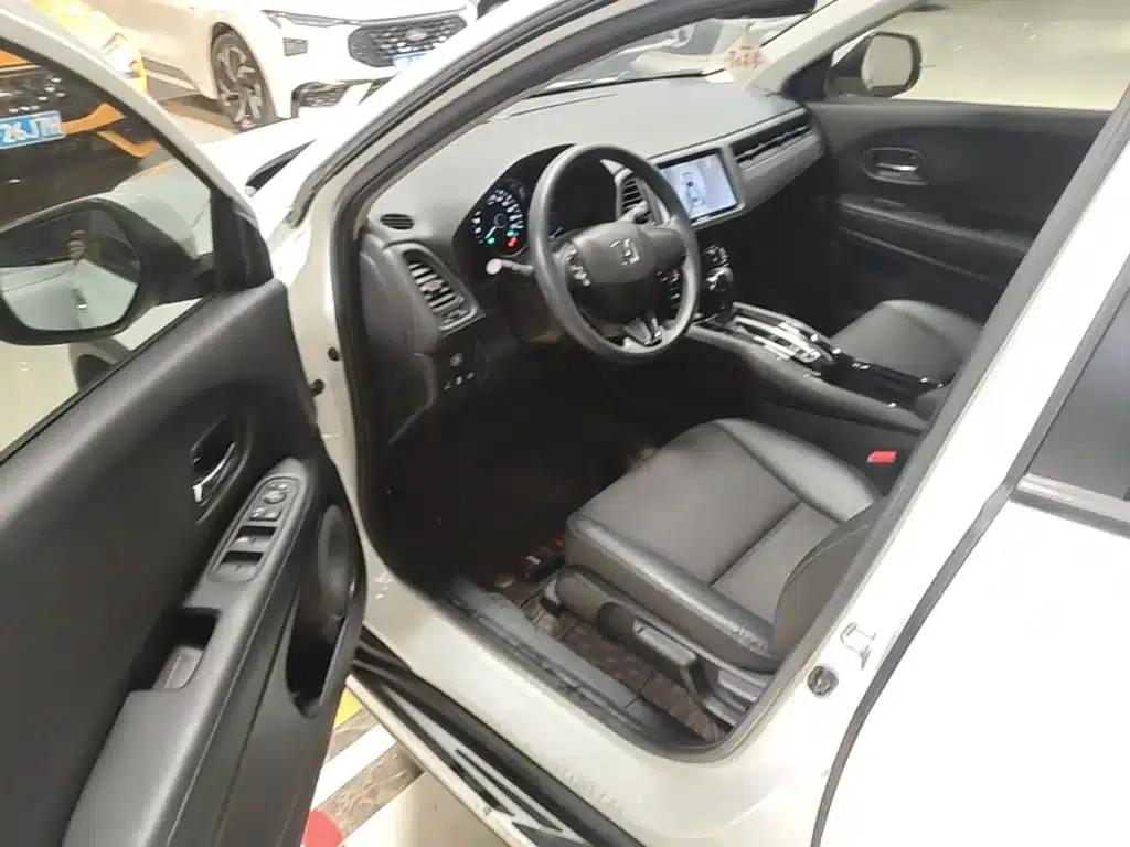 Vezel 2020 1.5L CVT Pioneer Edition — миниатюра 16