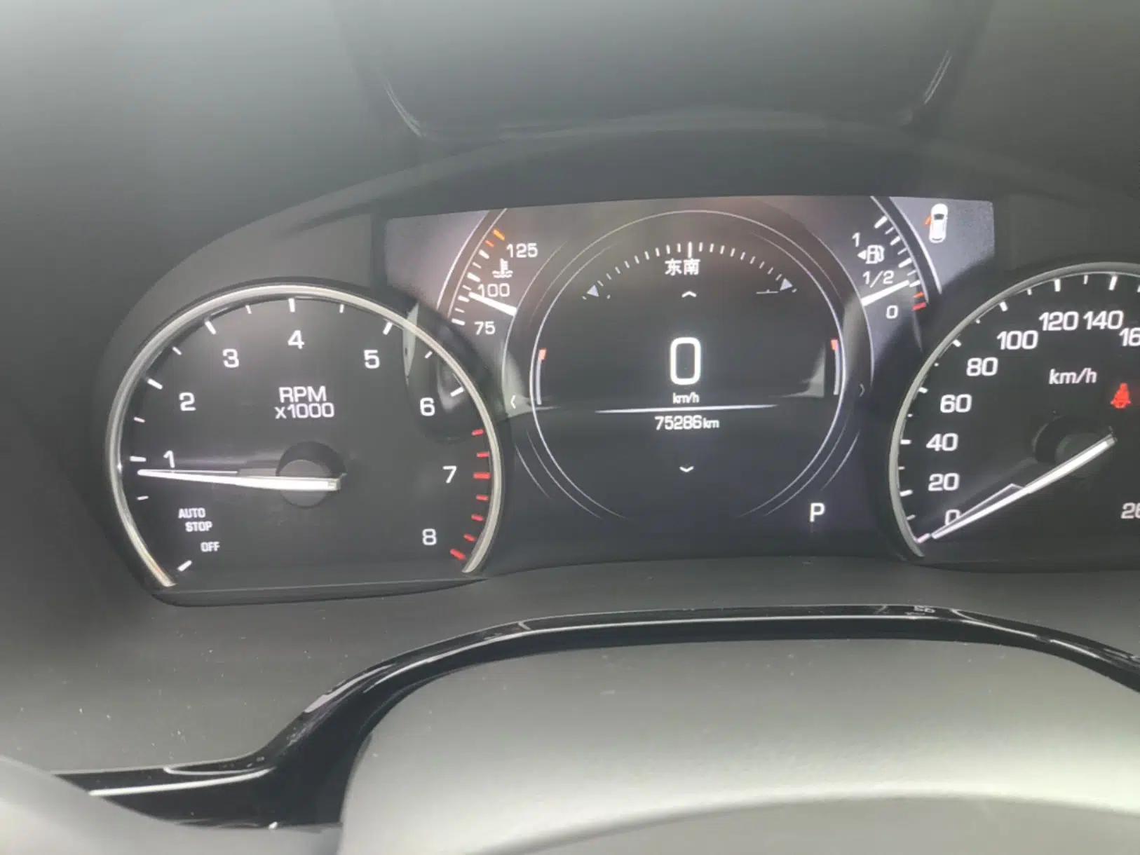 Cadillac XT5 2018 28T Four-Wheel Drive Luxury Model — миниатюра 14