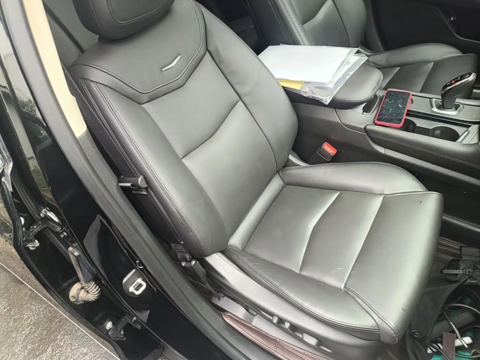Cadillac XT5 2018 28T Four-Wheel Drive Luxury Model — миниатюра 19