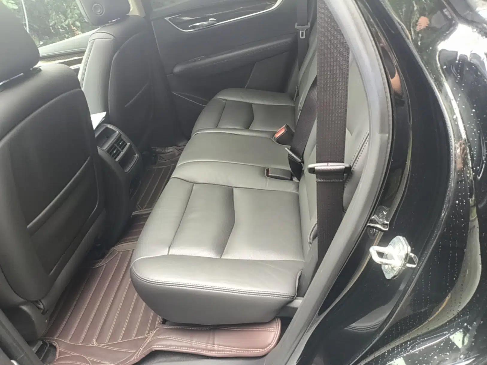 Cadillac XT5 2018 28T Four-Wheel Drive Luxury Model — миниатюра 20