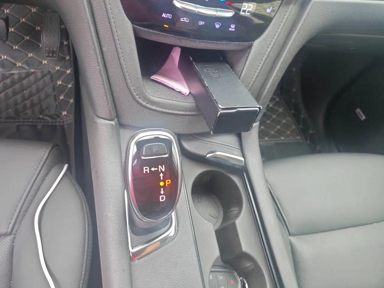 Cadillac XT5 2018 25T Luxury Model — миниатюра 14