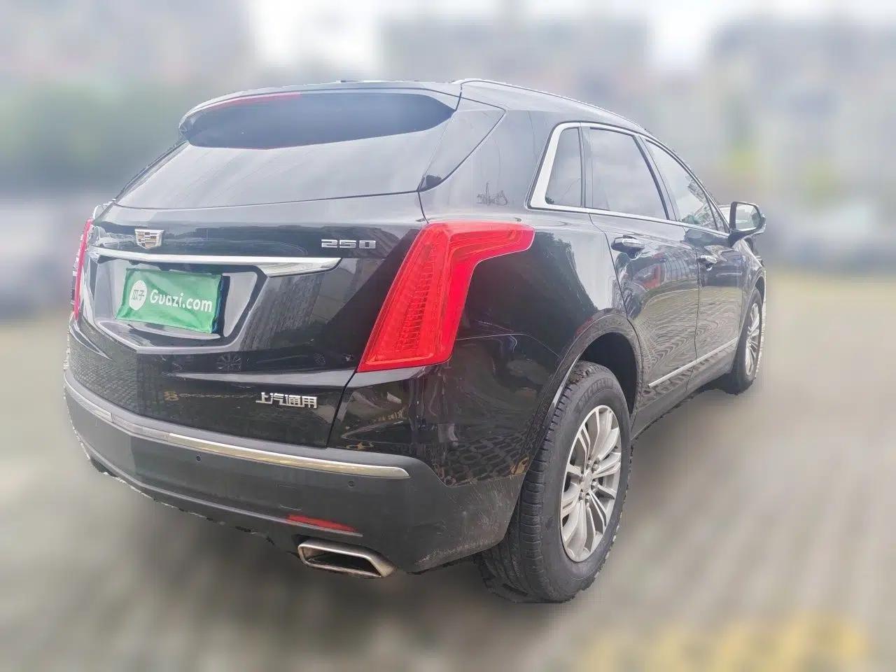 Cadillac XT5 2018 25T Luxury Model — миниатюра 6