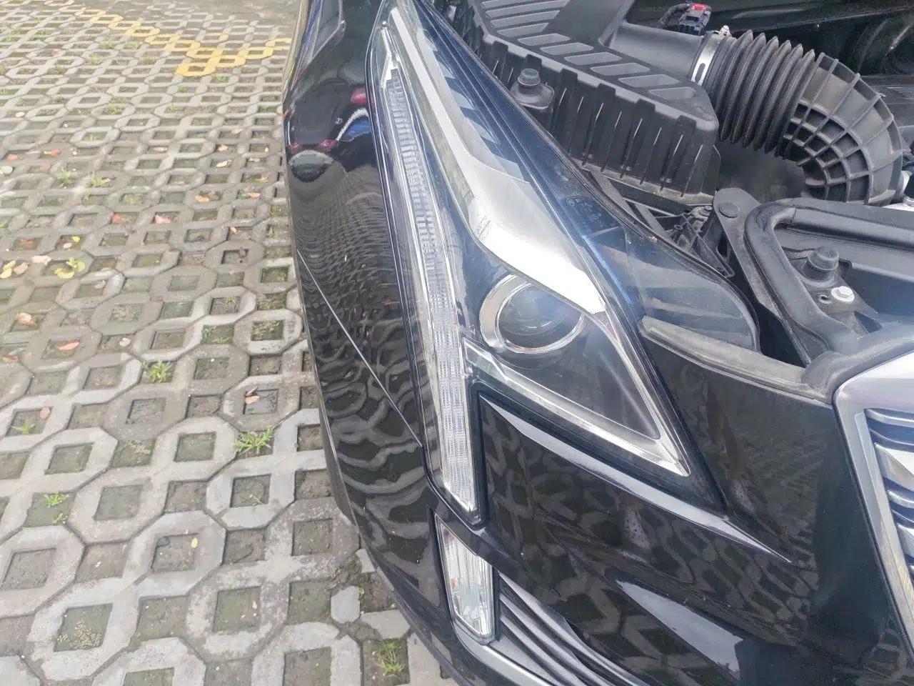 Cadillac XT5 2018 25T Luxury Model — миниатюра 7