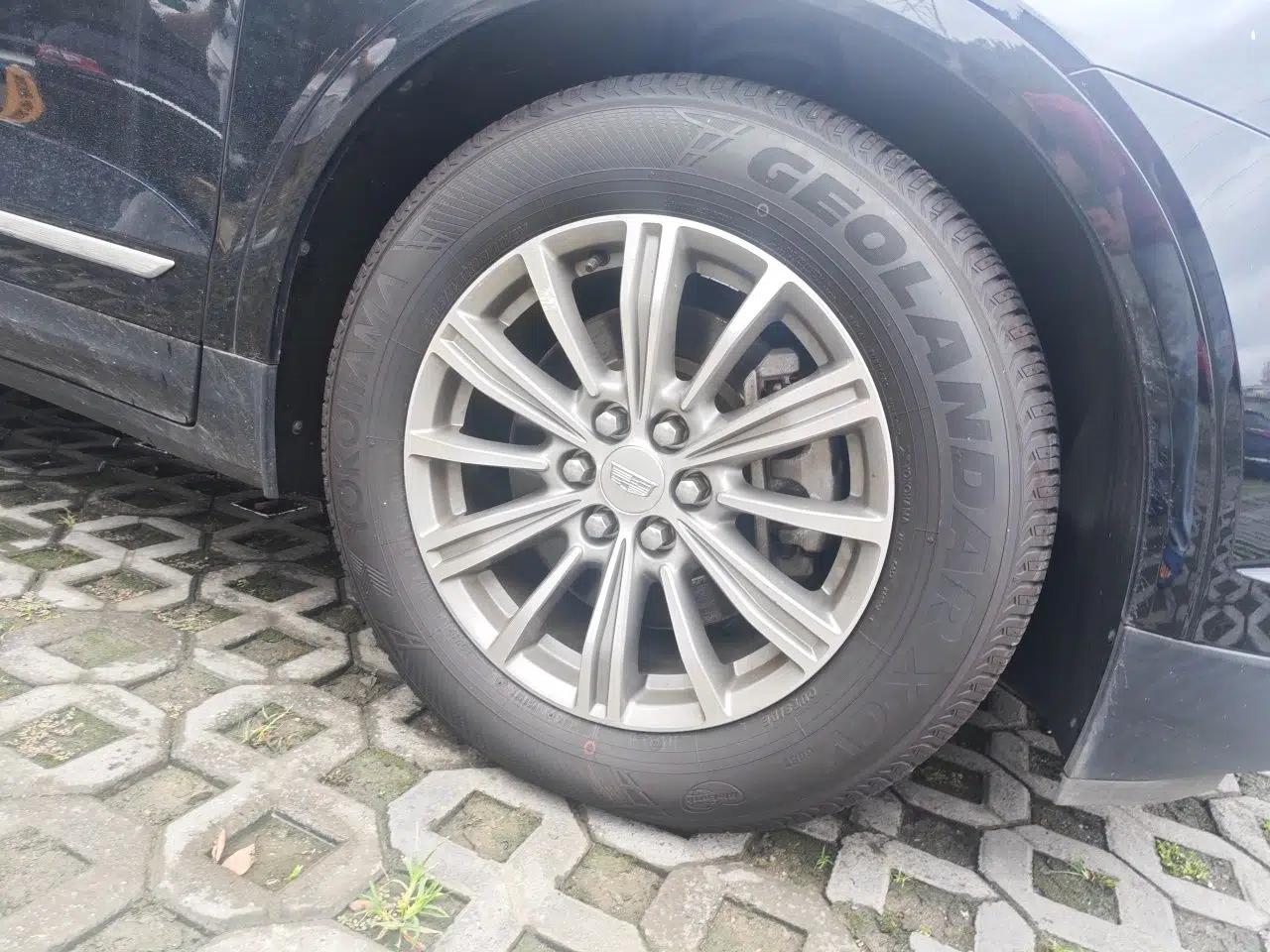 Cadillac XT5 2018 25T Luxury Model — миниатюра 8