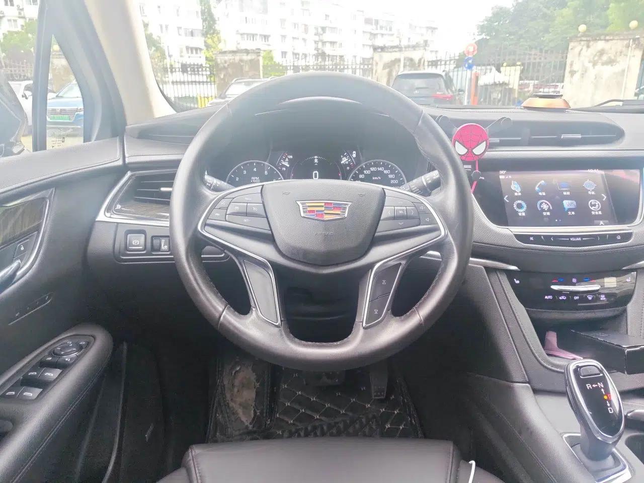 Cadillac XT5 2018 25T Luxury Model — миниатюра 10