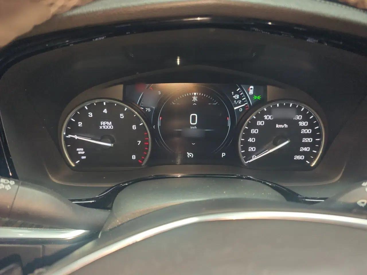 Cadillac XT5 2018 25T Luxury Model — миниатюра 10