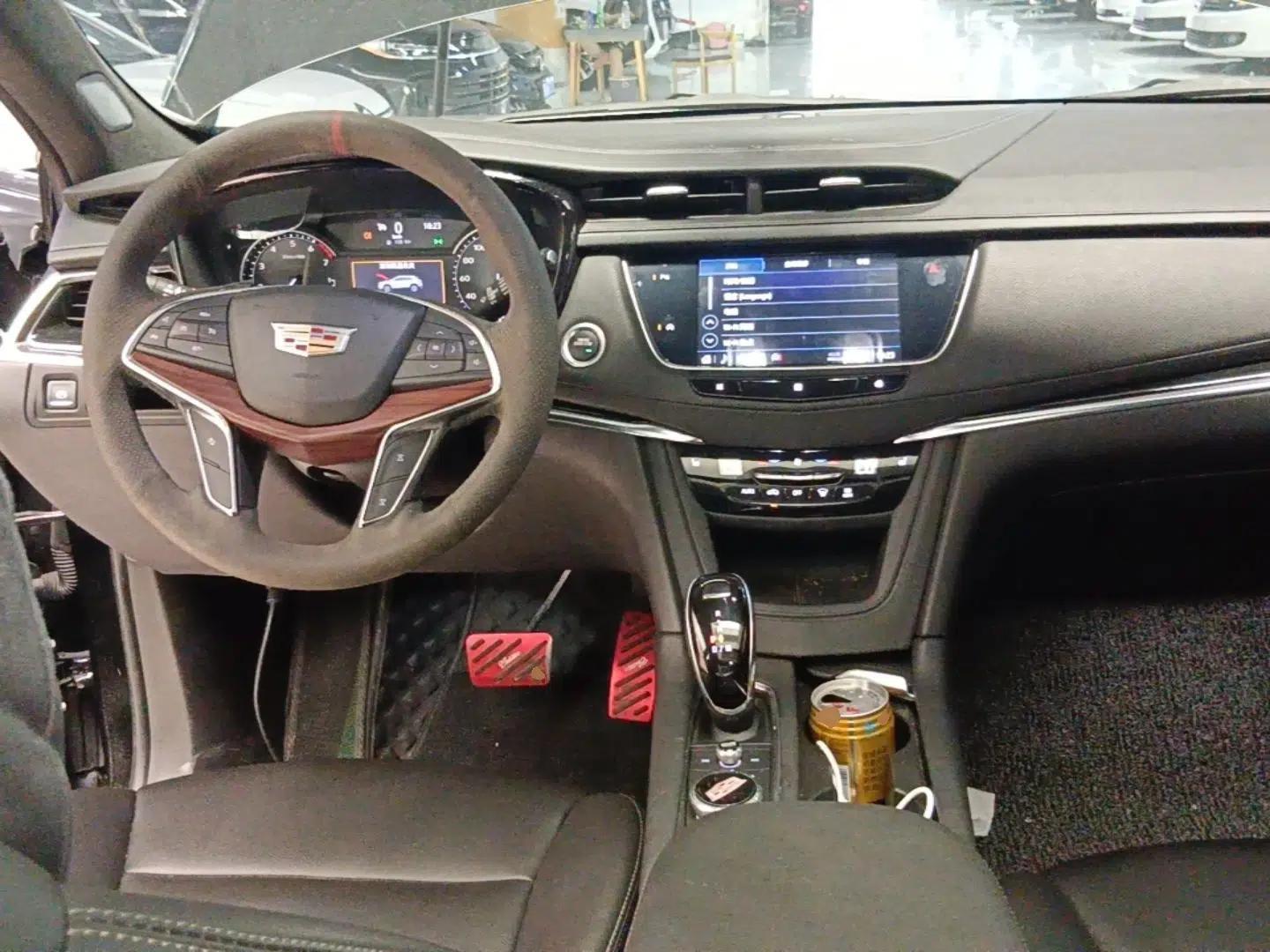 Cadillac XT5 2021 2.0T Two-Wheel Drive Luxury Version — миниатюра 12