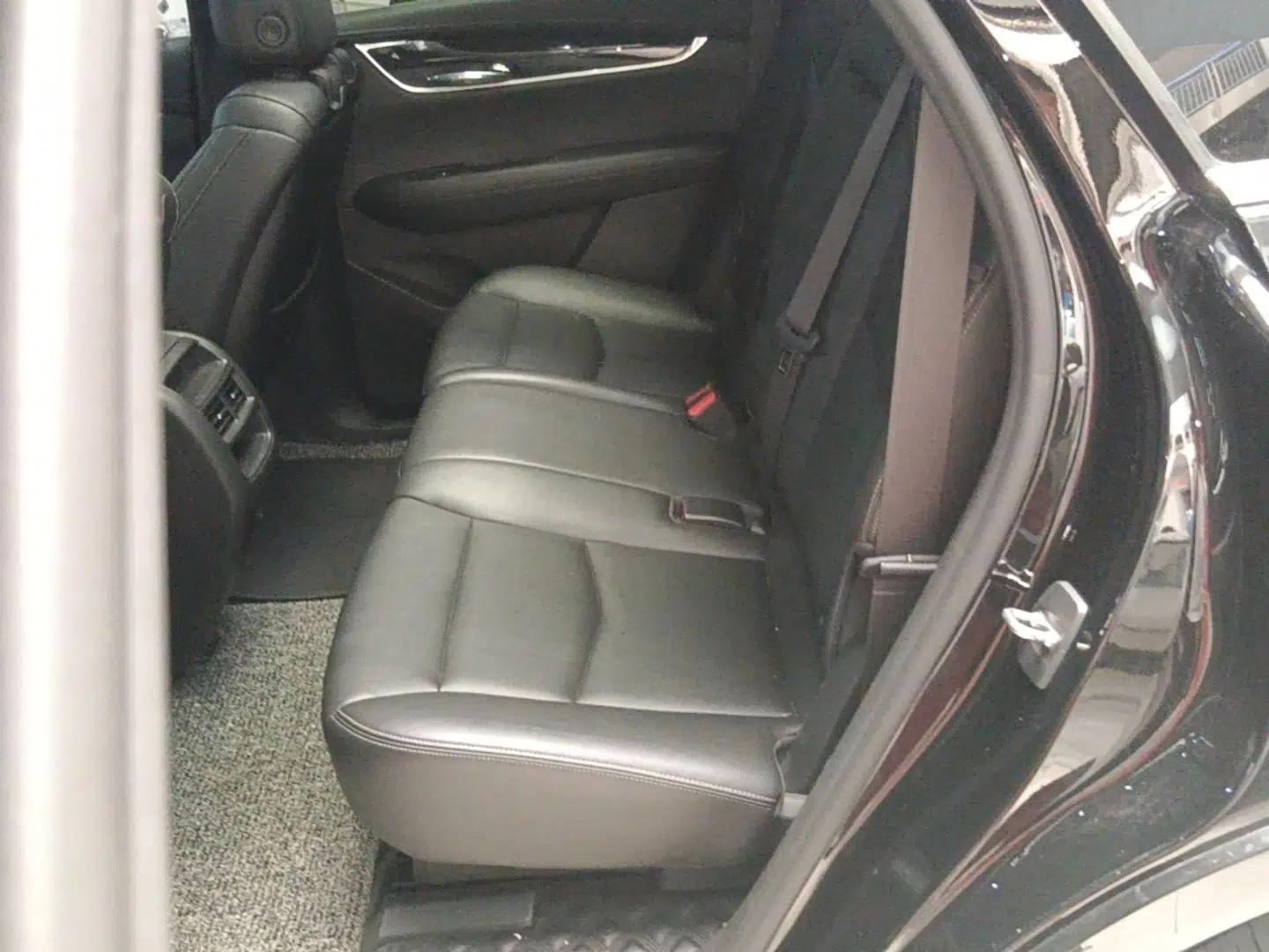 Cadillac XT5 2021 2.0T Two-Wheel Drive Luxury Version — миниатюра 20