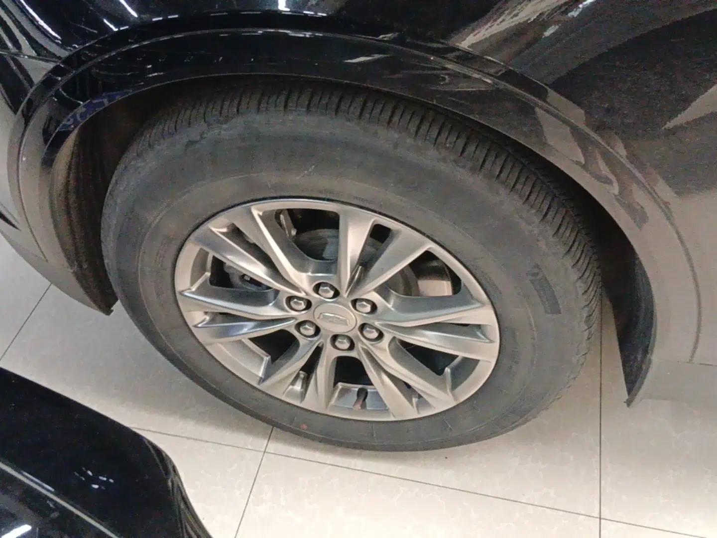Cadillac XT5 2021 2.0T Two-Wheel Drive Luxury Version — миниатюра 10