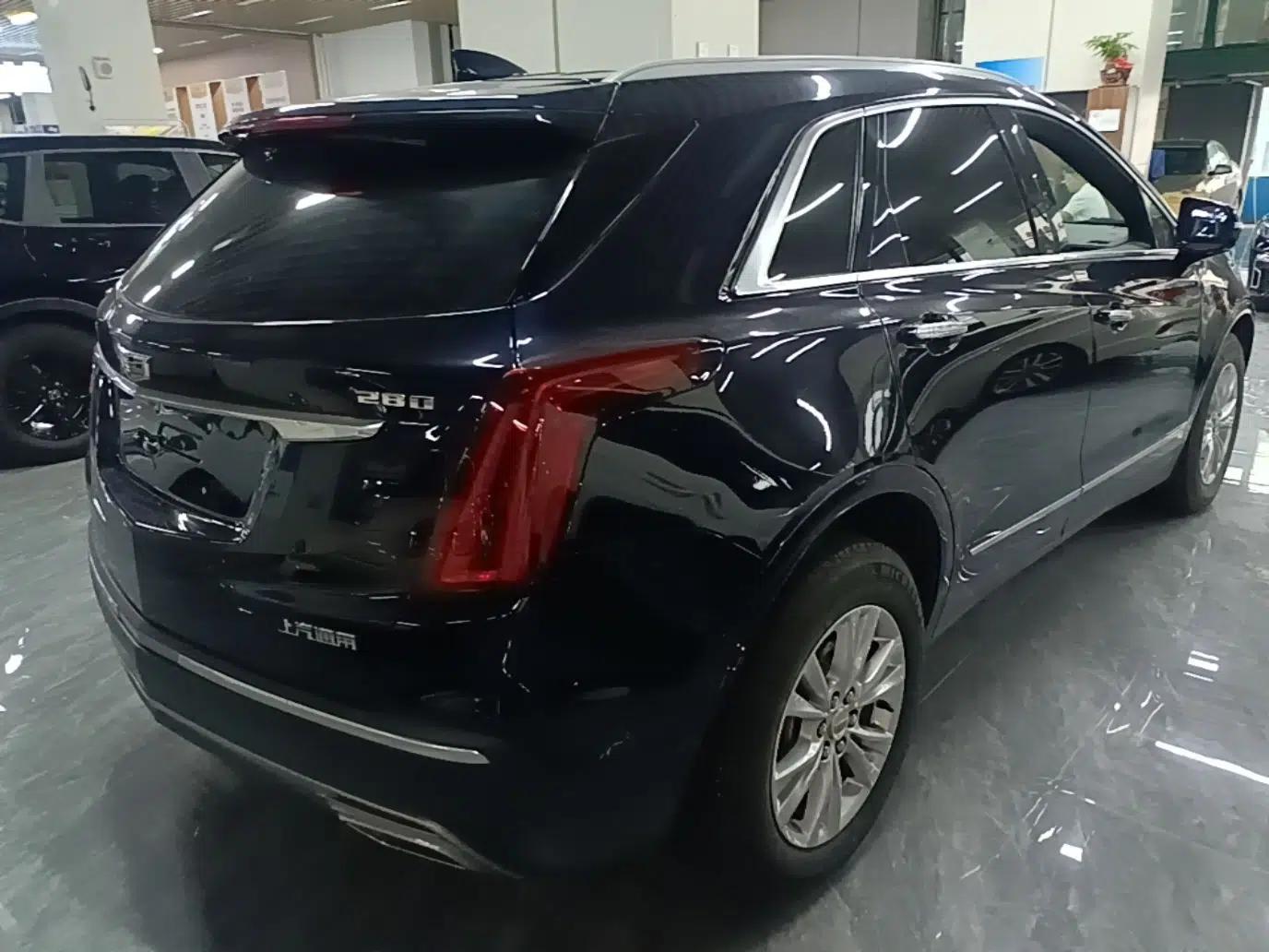 Cadillac XT5 2021 2.0T Two-Wheel Drive Luxury Version — миниатюра 6