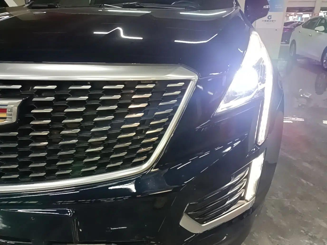 Cadillac XT5 2021 2.0T Two-Wheel Drive Luxury Version — миниатюра 8