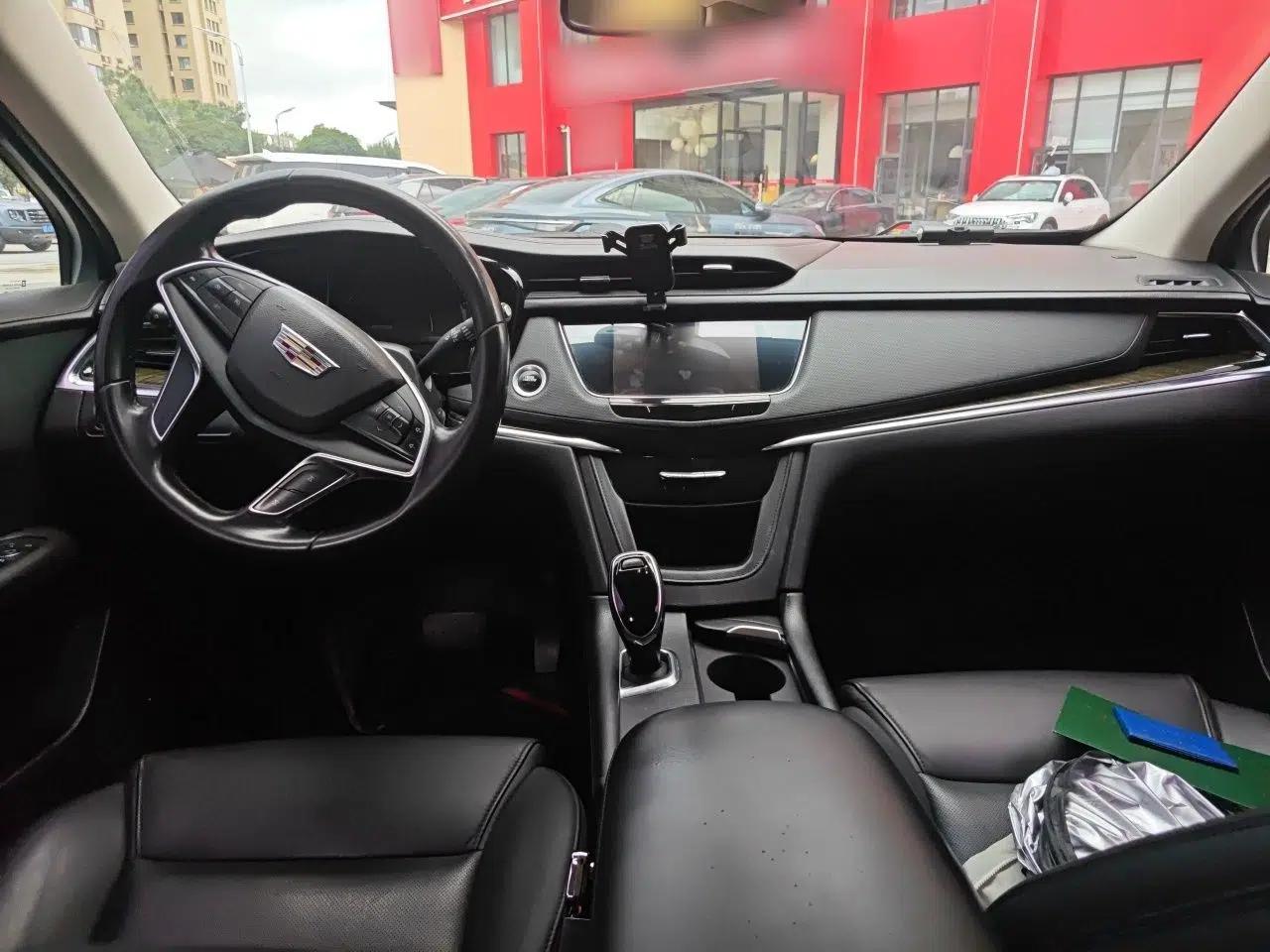 Cadillac XT5 2016 25T Luxury Model — миниатюра 9