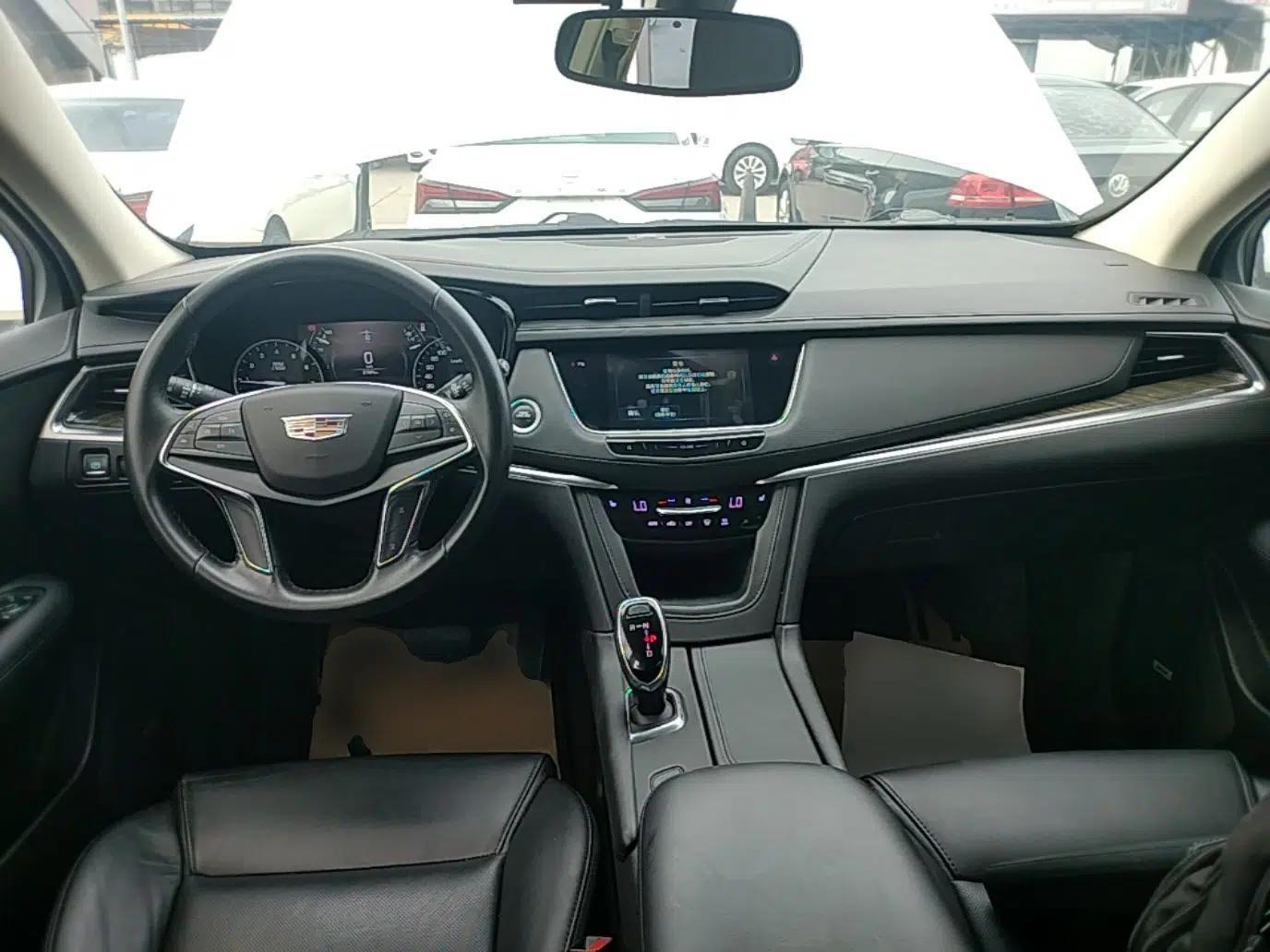 Cadillac XT5 2018 25T Luxury Model — миниатюра 12