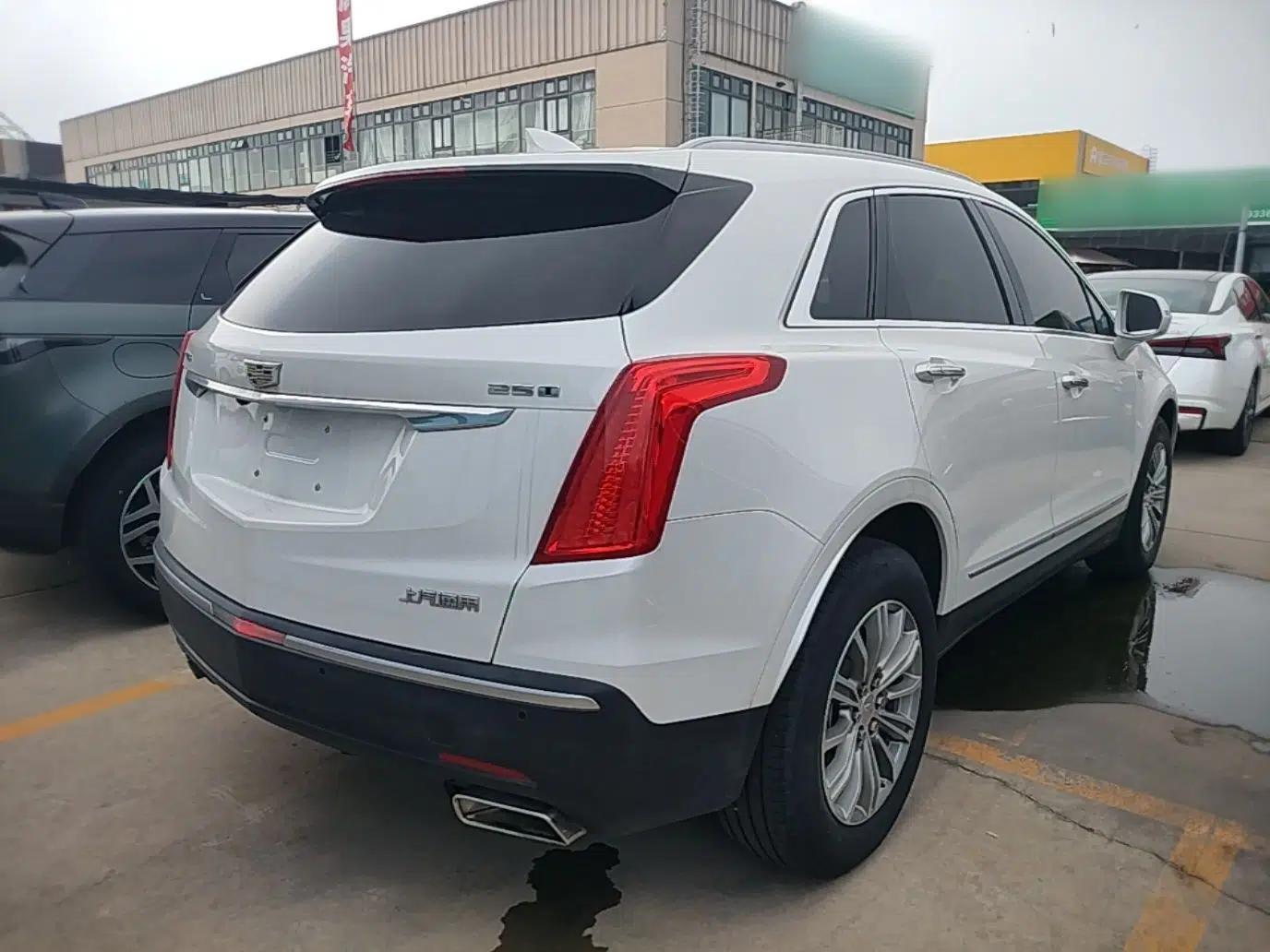 Cadillac XT5 2018 25T Luxury Model — миниатюра 6