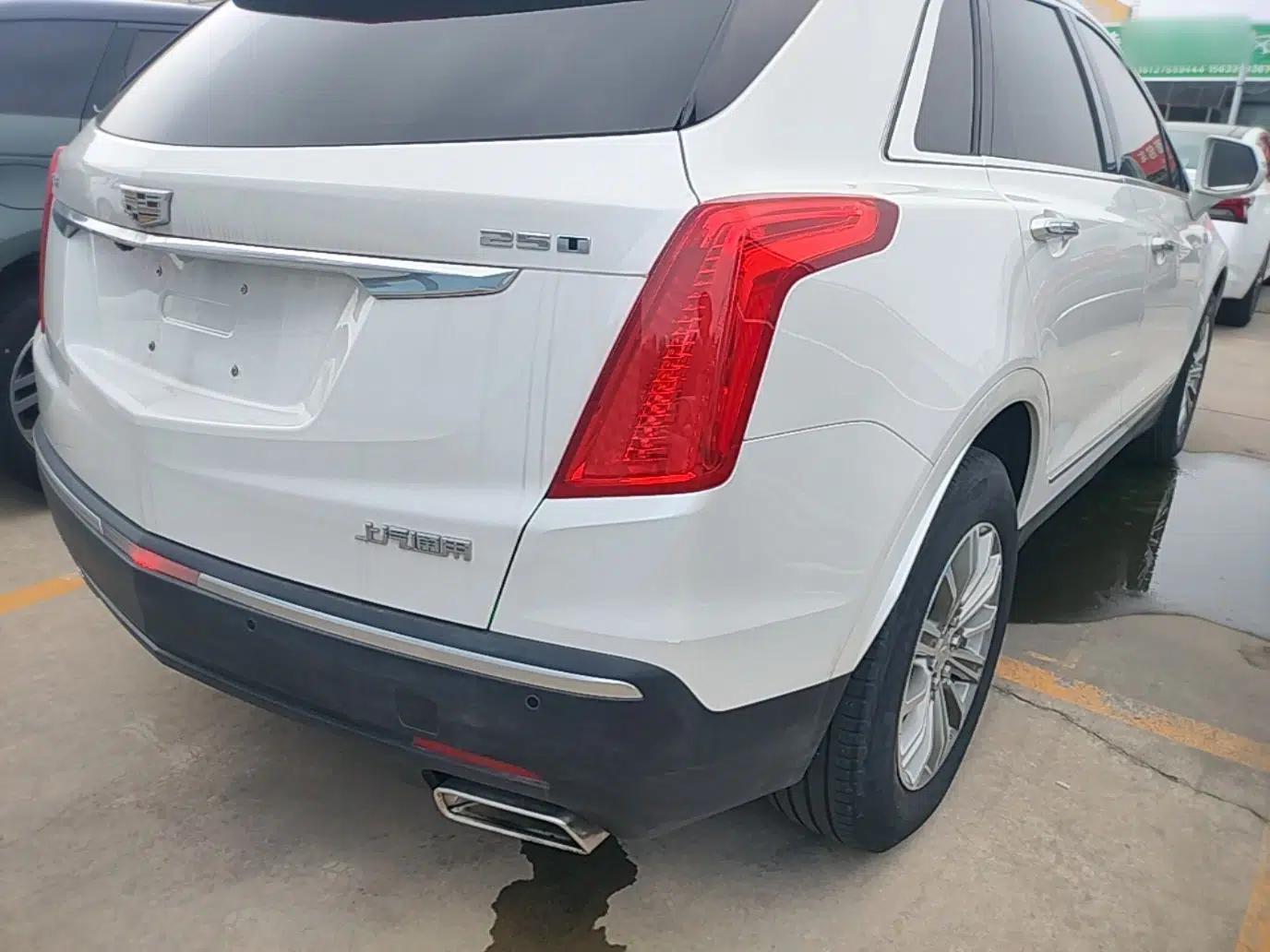 Cadillac XT5 2018 25T Luxury Model — миниатюра 9