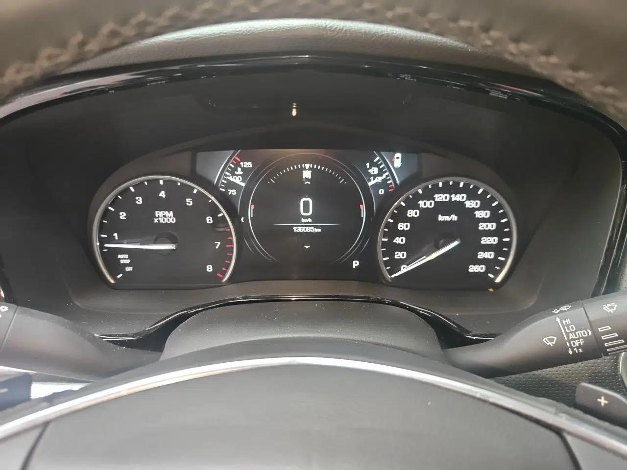 Cadillac XT5 2018 25T Luxury Model — миниатюра 11