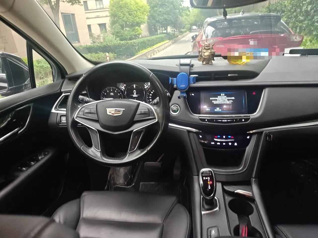 Cadillac XT5 2018 25T Luxury Model — миниатюра 10