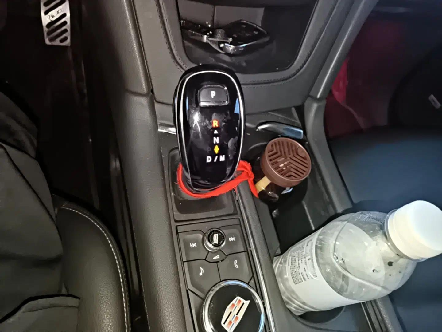 Cadillac XT5 2024 2.0T Two-Wheel Drive Fashion Edition — миниатюра 16