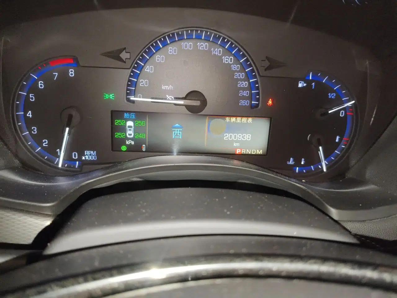 Cadillac ATS-L 2014 25T Comfort Model — миниатюра 12