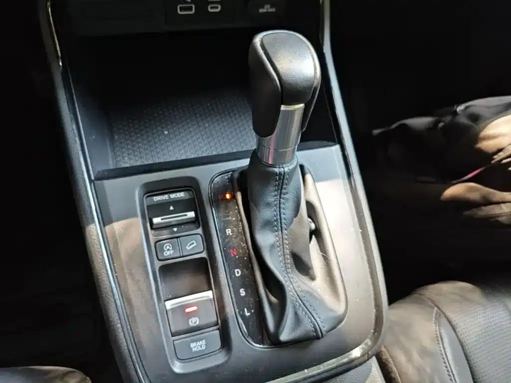 2023 Honda CR-V 240TURBO 2WD Luxury Edition 5-seater — миниатюра 14