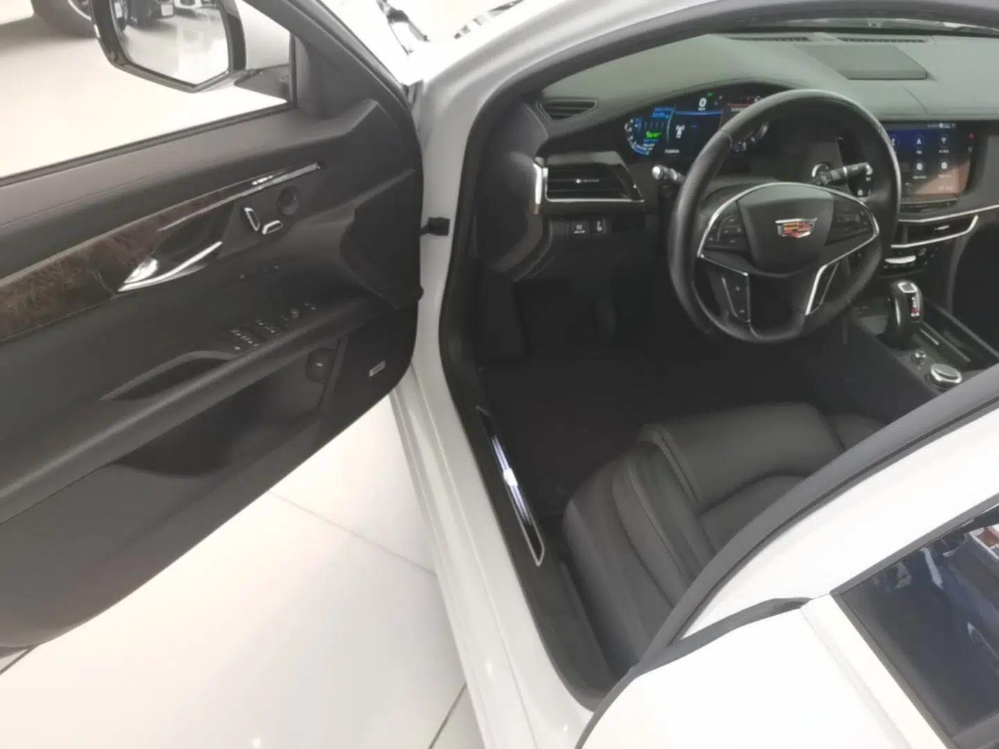 Cadillac CT6 2019 28T Luxury Model — миниатюра 18