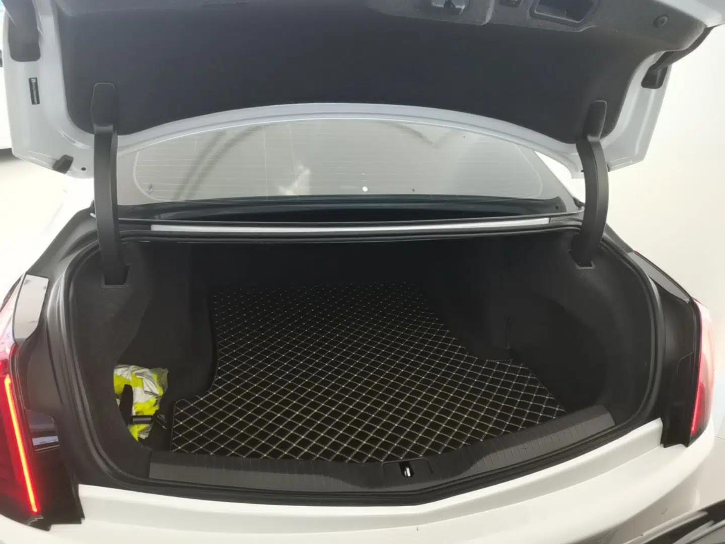 Cadillac CT6 2019 28T Luxury Model — миниатюра 22