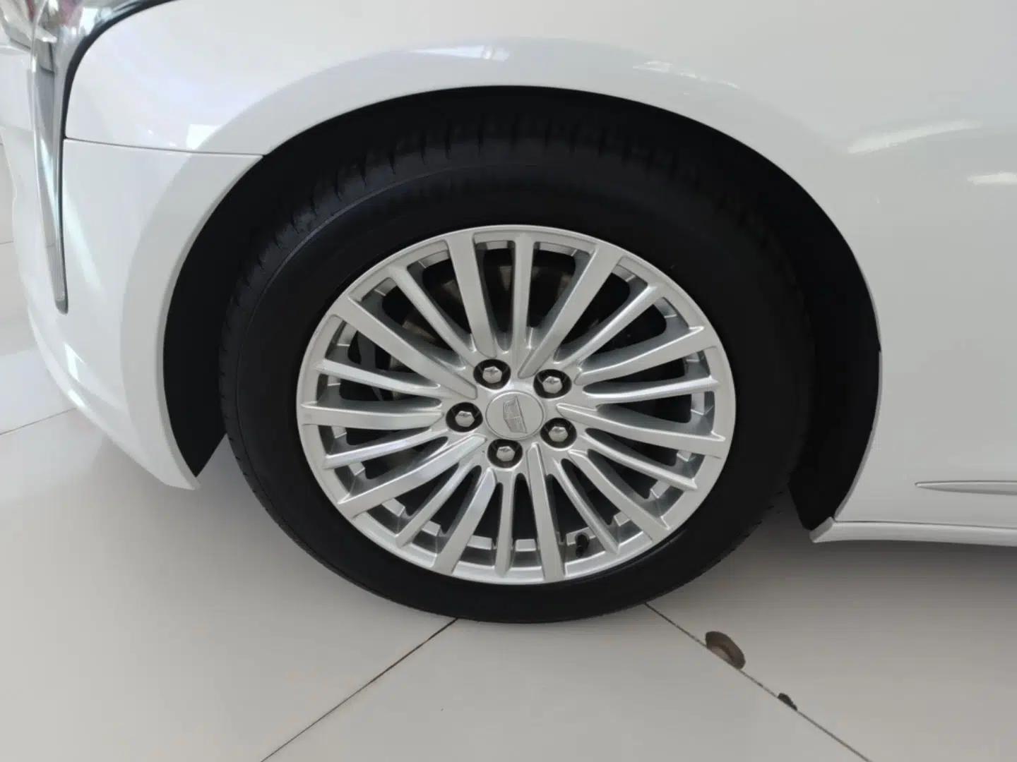 Cadillac CT6 2019 28T Luxury Model — миниатюра 10