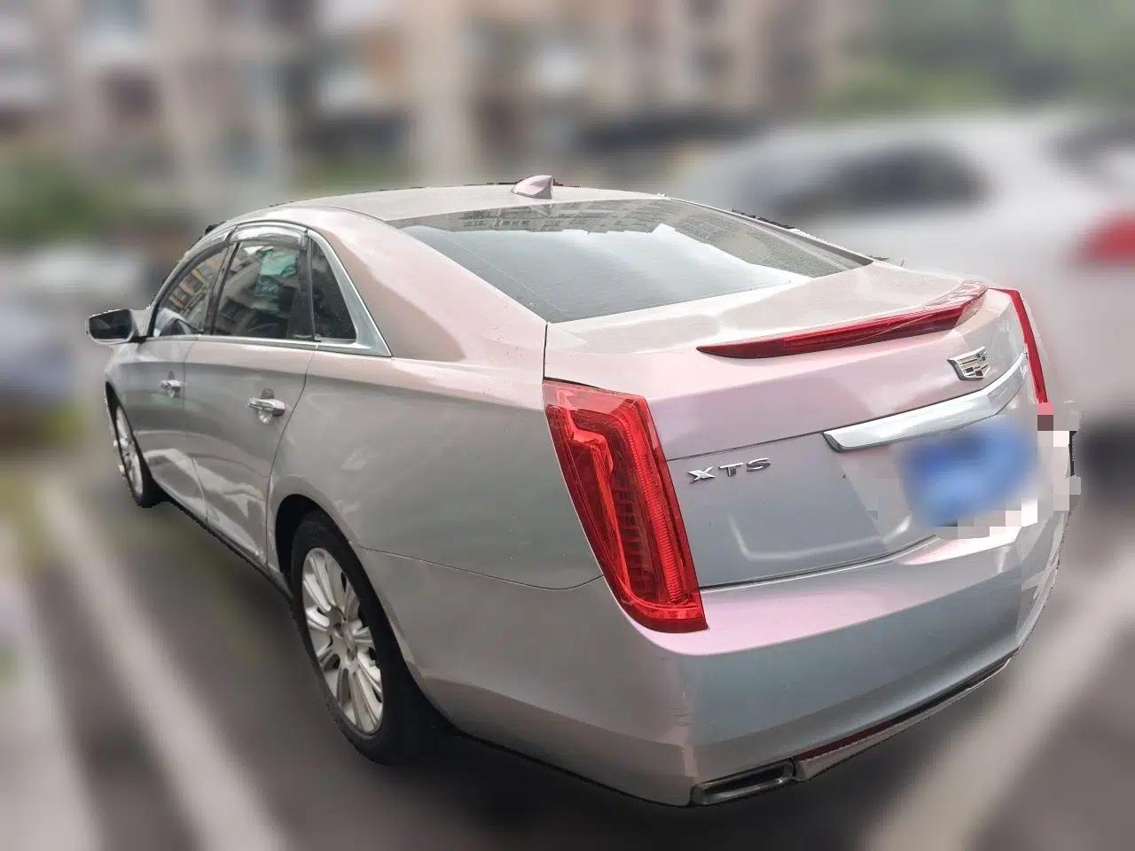 Cadillac XTS 2017 28T Elite Model — миниатюра 4