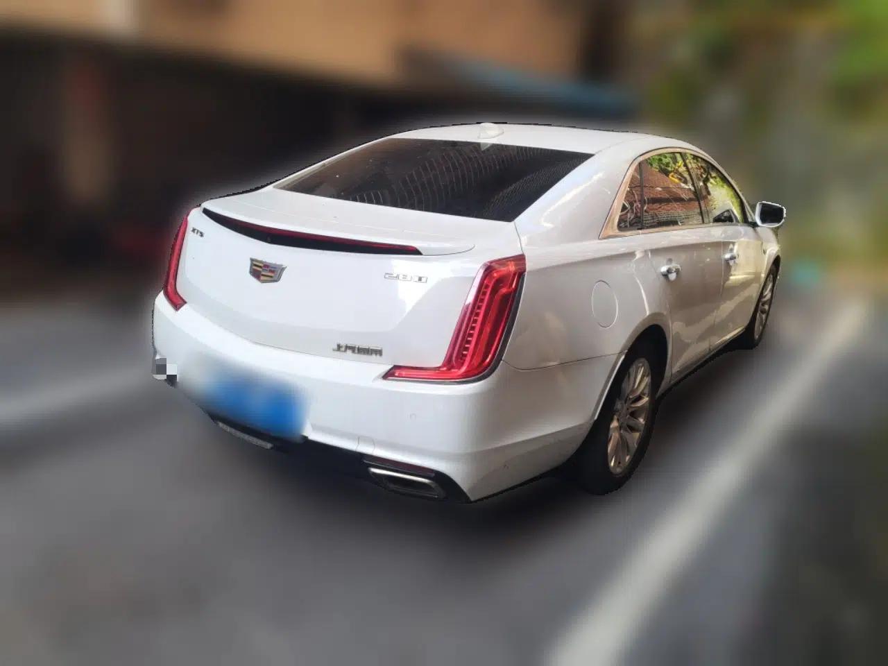 Cadillac XTS 2018 28T Elite Edition — миниатюра 6