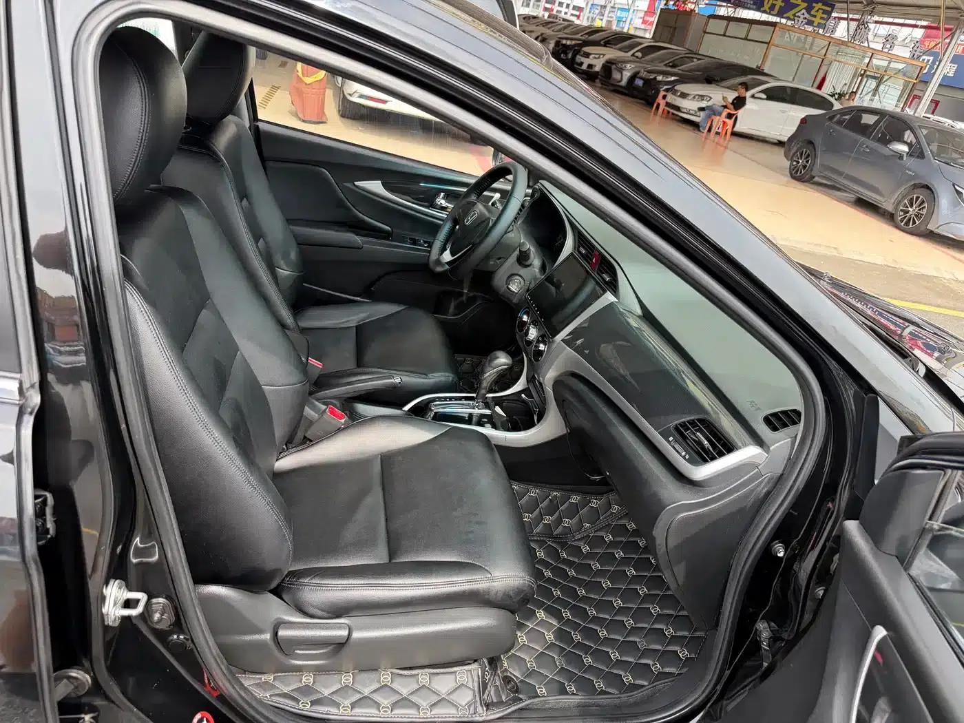 Honda Crider 2015 1.8L Automatic Comfort Edition — миниатюра 15