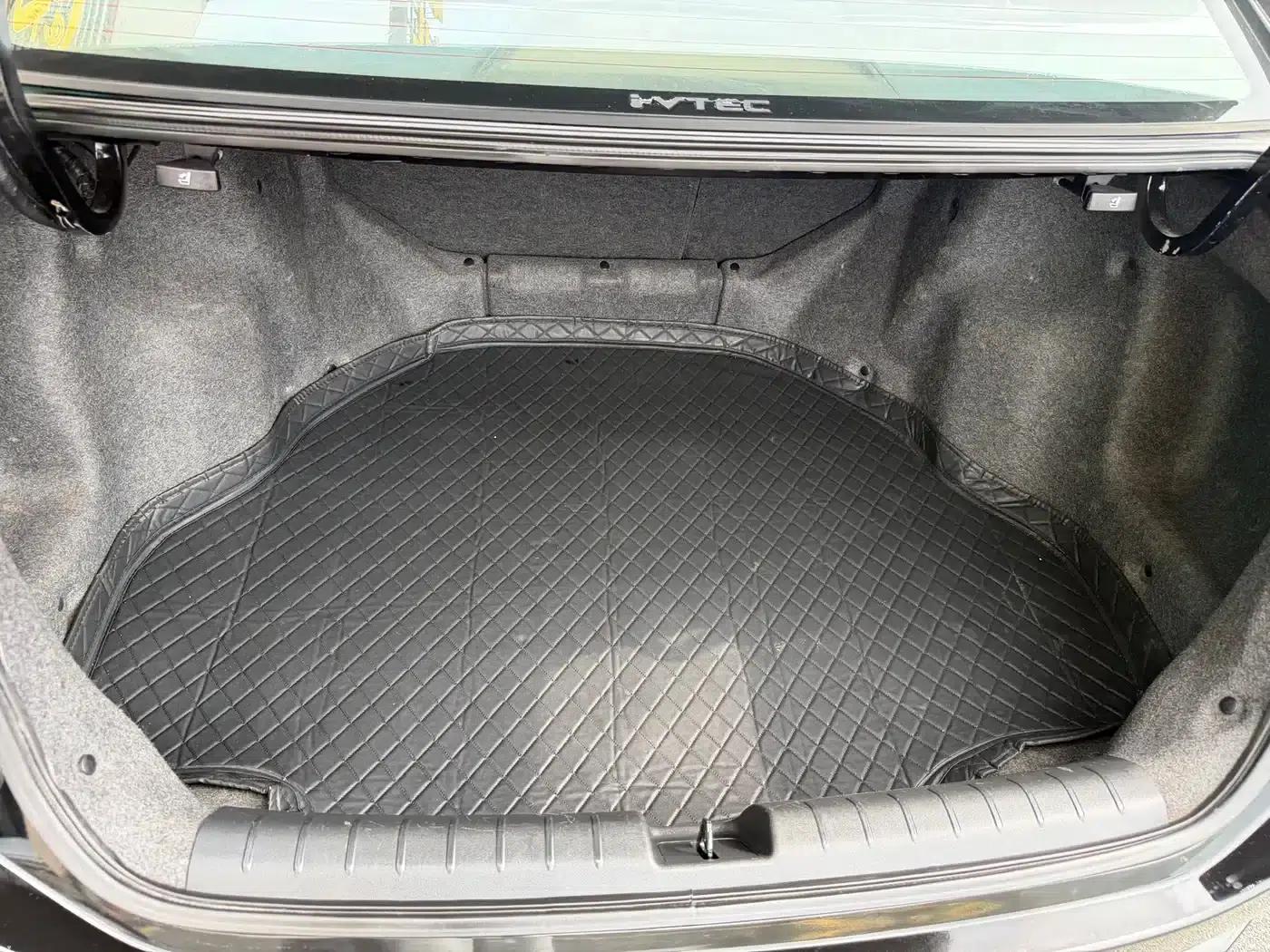 Honda Crider 2015 1.8L Automatic Comfort Edition — миниатюра 24