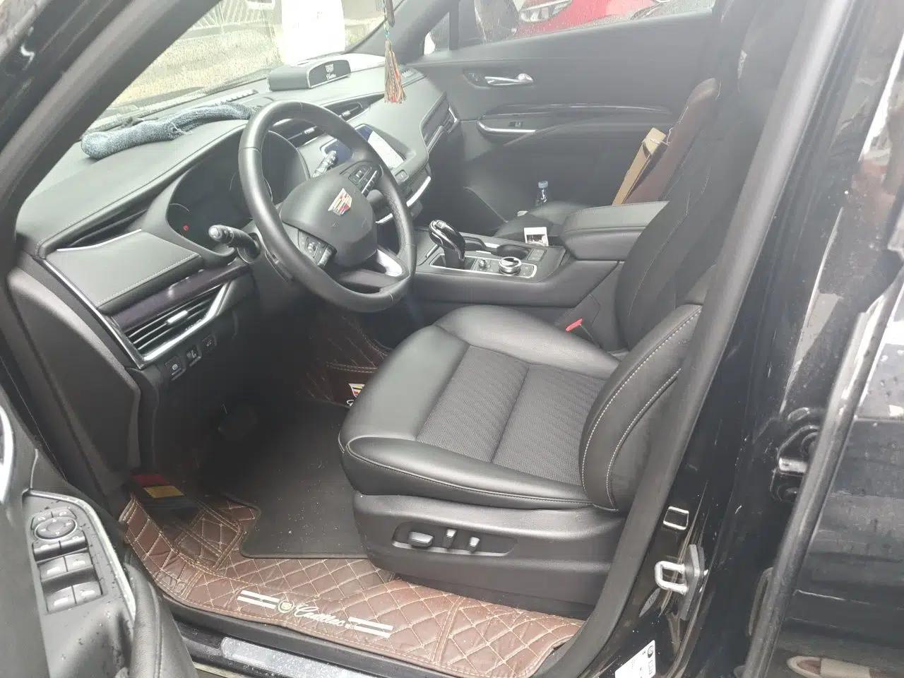 Cadillac XT4 2022 28T Two-Wheel Drive Fashion Edition — миниатюра 15