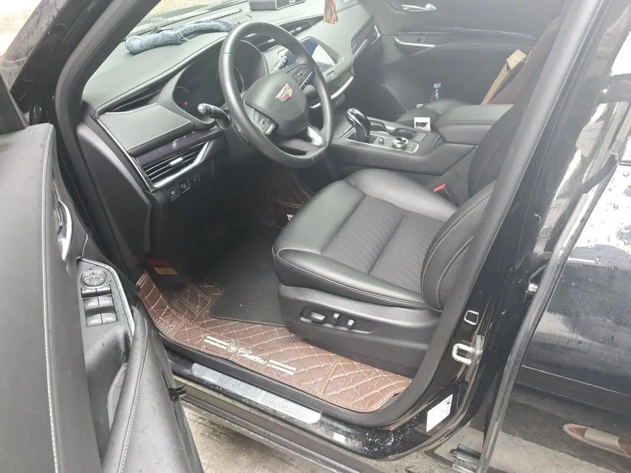 Cadillac XT4 2022 28T Two-Wheel Drive Fashion Edition — миниатюра 16