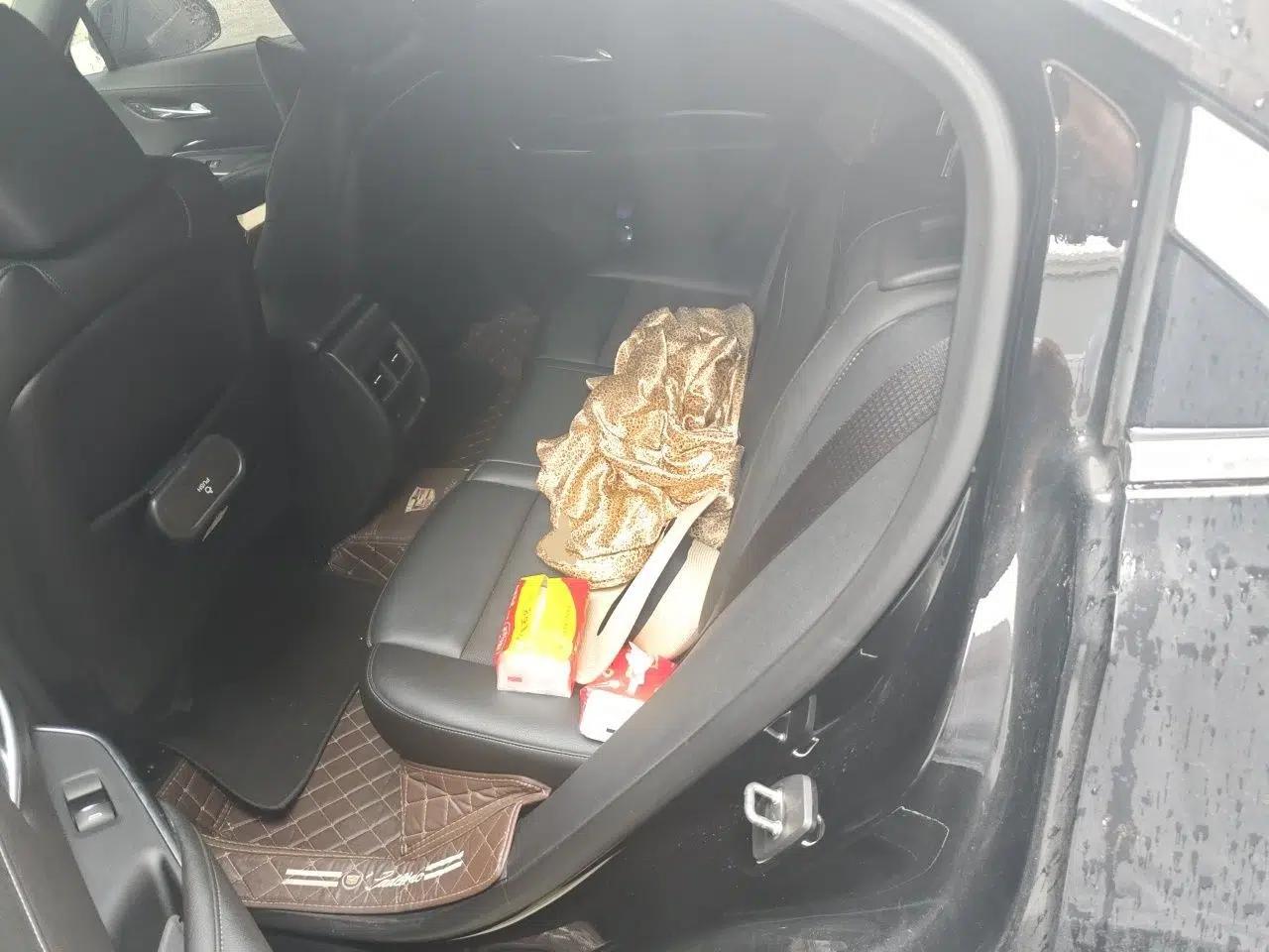 Cadillac XT4 2022 28T Two-Wheel Drive Fashion Edition — миниатюра 17