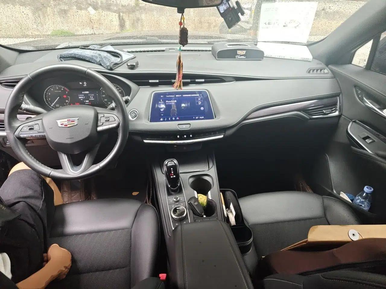 Cadillac XT4 2022 28T Two-Wheel Drive Fashion Edition — миниатюра 9
