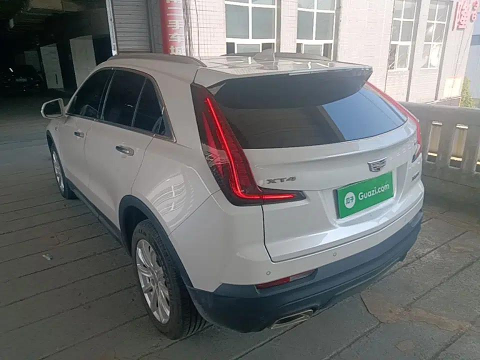 Cadillac XT4 2020 Revised Version 28T Two-Wheel Drive Tech Edition — миниатюра 4