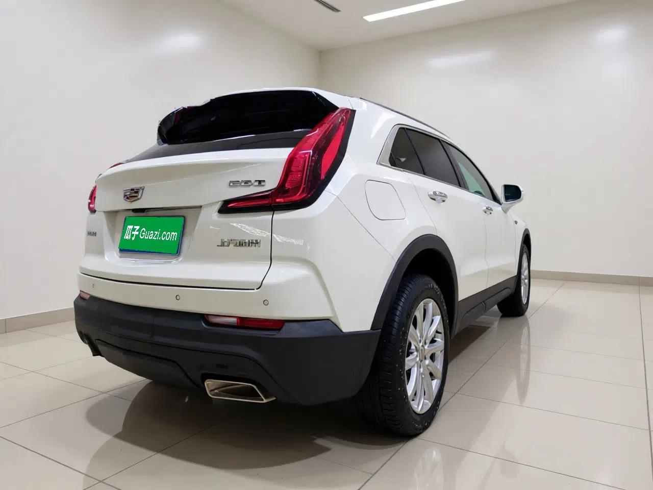 Cadillac XT4 2021 28T Two-Wheel Drive Tech Edition — миниатюра 6