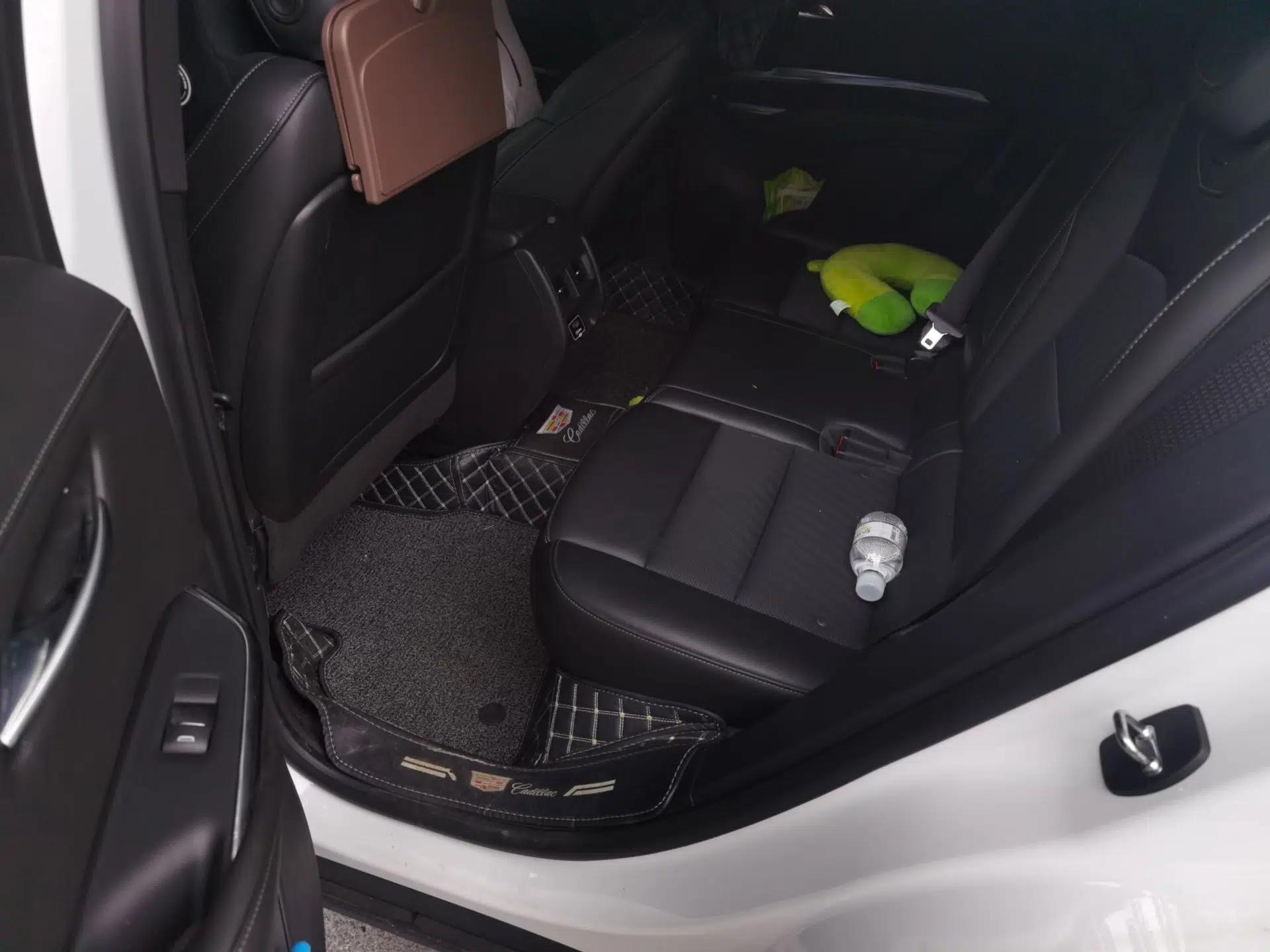 Cadillac XT4 2022 28T Two-Wheel Drive Fashion Edition — миниатюра 17