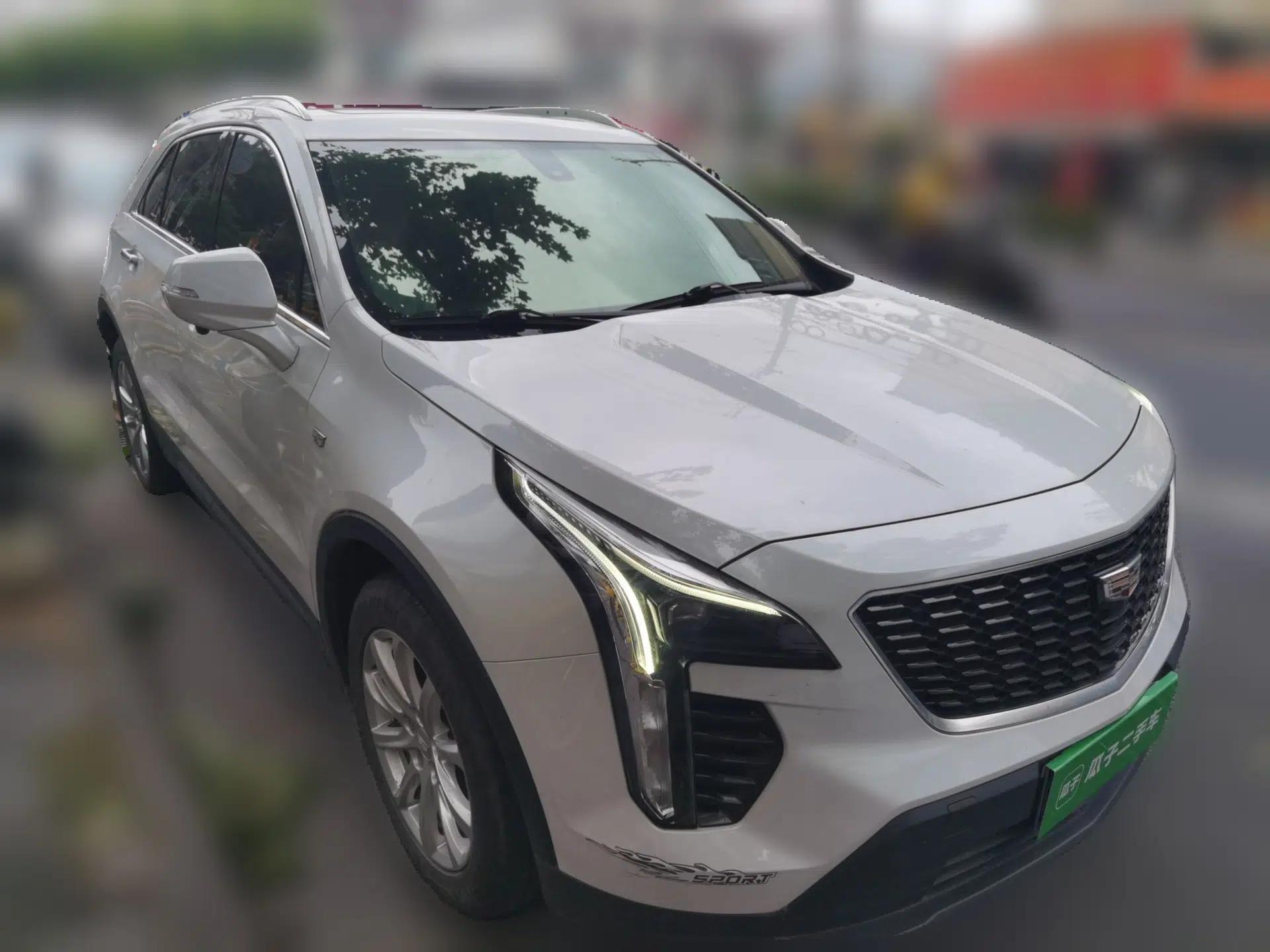 Cadillac XT4 2022 28T Two-Wheel Drive Fashion Edition — миниатюра 3