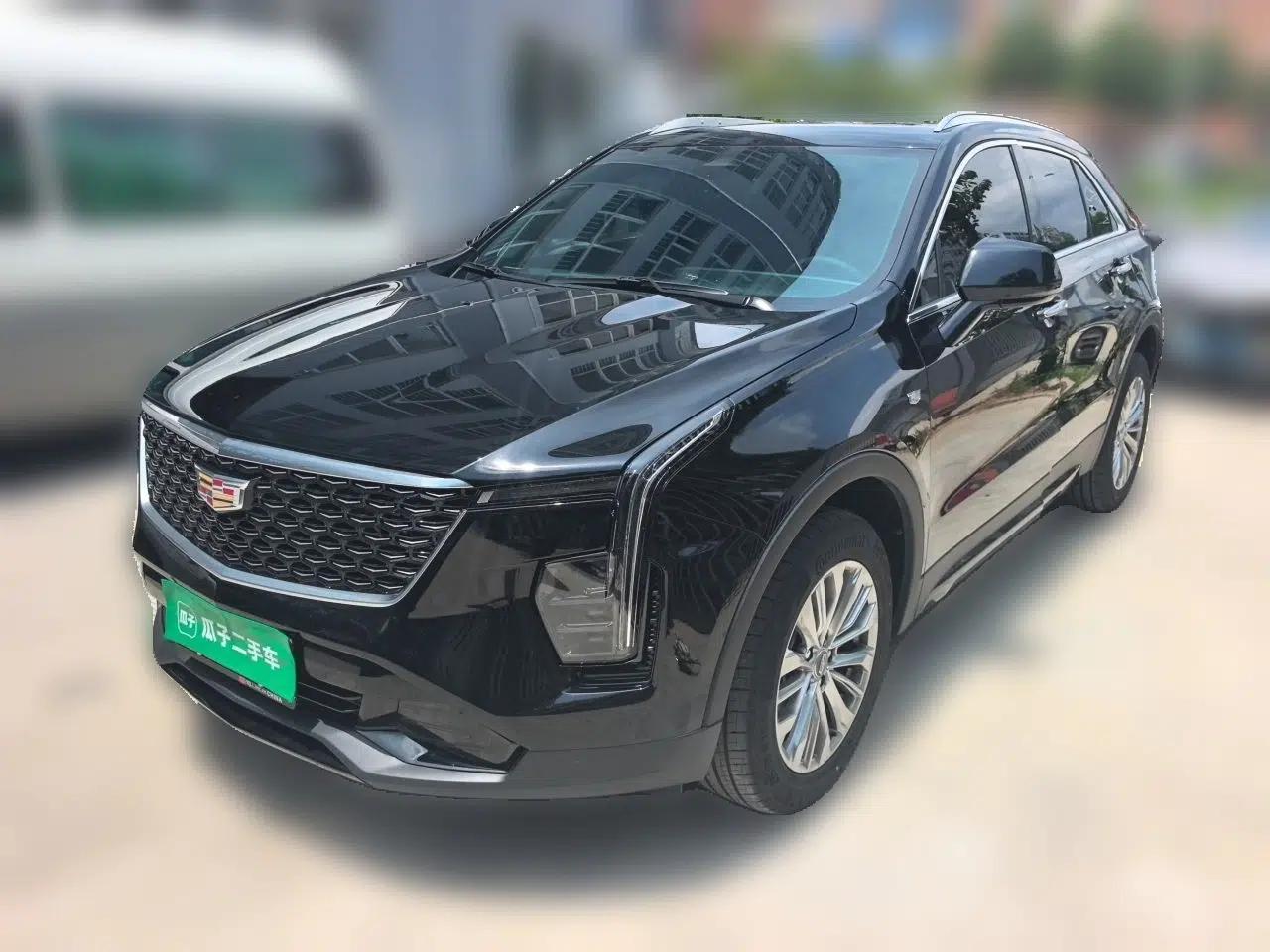 Cadillac XT4 2026 Model 28T Luxury Version — миниатюра 1