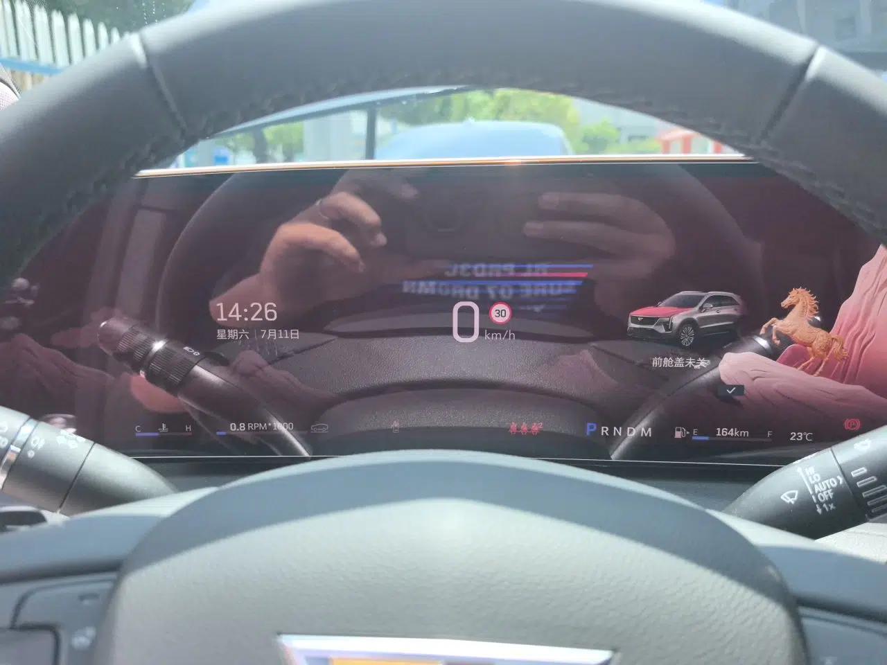 Cadillac XT4 2026 Model 28T Luxury Version — миниатюра 11