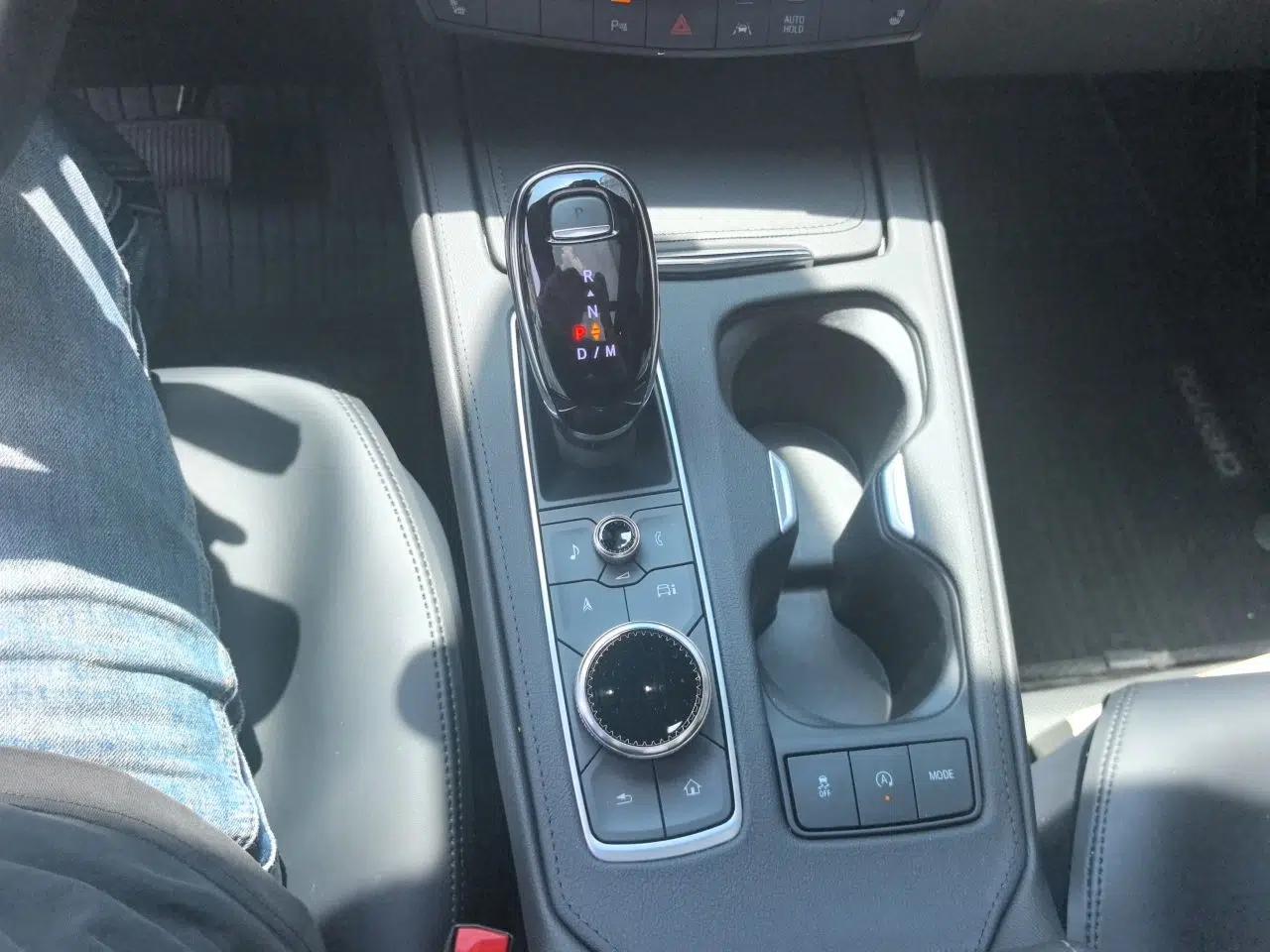 Cadillac XT4 2026 Model 28T Luxury Version — миниатюра 14