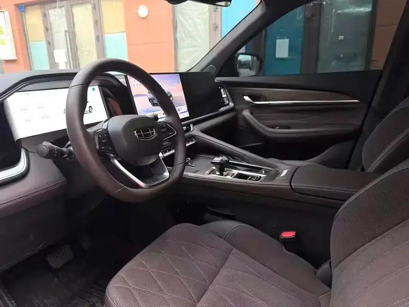 Geely Xingyue L 2026 2.0TD High-Power Automatic Two-Wheel Drive Oriental Star Edition — миниатюра 9