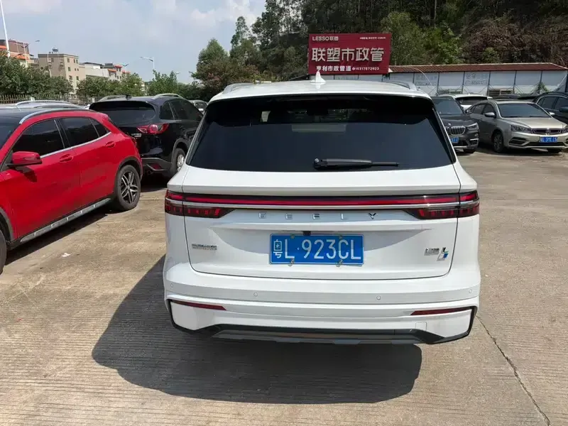 Geely Xingyue L 2024 Hybrid 1.5T Tiangong Edition — миниатюра 4