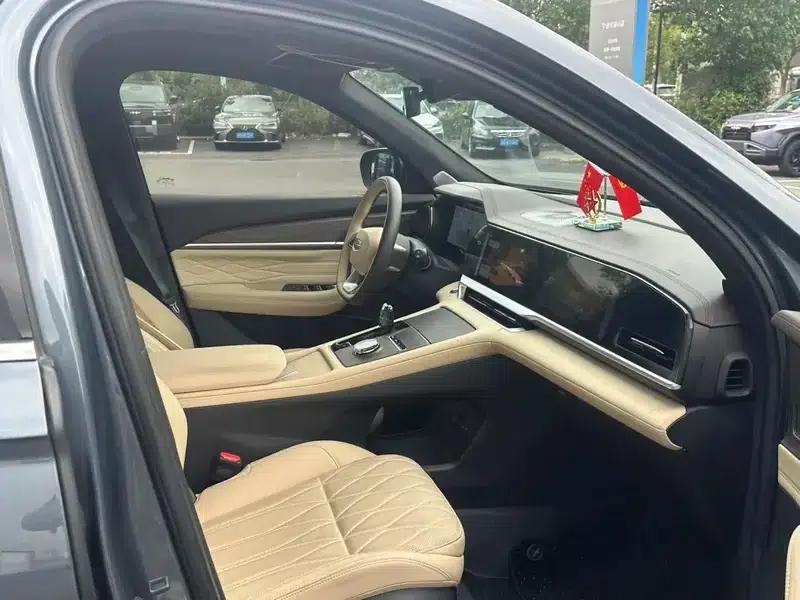 Geely Xingyue L 2024 2.0TD High-Power Automatic Two-Wheel Drive Cloud Edition — миниатюра 6