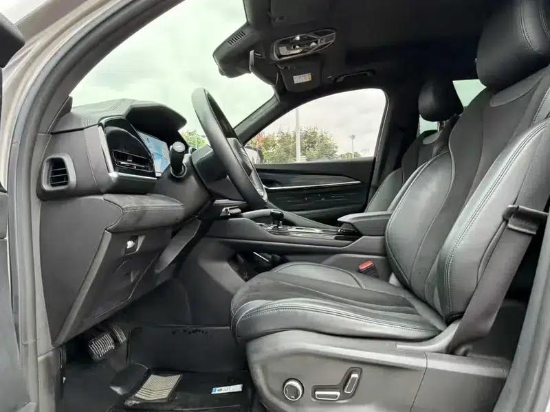 Geely Xingyue L 2024 2.0TD High-Power Automatic Two-Wheel Drive Sky Edition — миниатюра 8